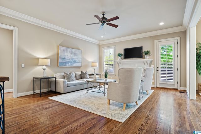 2321 OVERLOOK CREST, Vestavia Hills, AL 35226