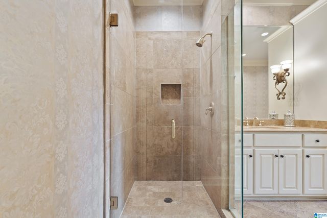 2321 OVERLOOK CREST, Vestavia Hills, AL 35226