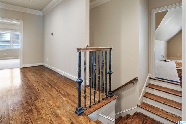 2321 OVERLOOK CREST, Vestavia Hills, AL 35226