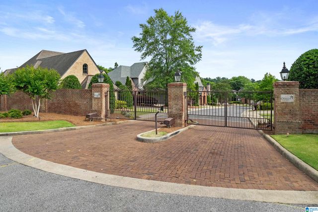 2321 OVERLOOK CREST, Vestavia Hills, AL 35226