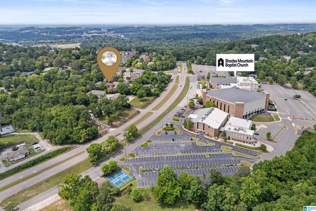 2321 OVERLOOK CREST, Vestavia Hills, AL 35226