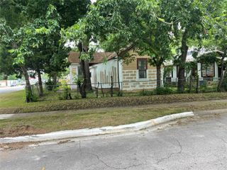 81 Chalmers Ave, Austin, TX 78702