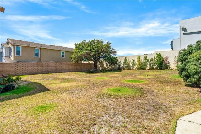 1425 E 23rd, Signal Hill, CA 90755