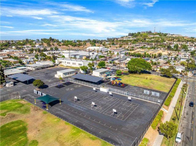 1425 E 23rd, Signal Hill, CA 90755