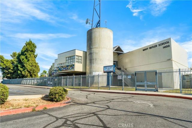1425 E 23rd, Signal Hill, CA 90755