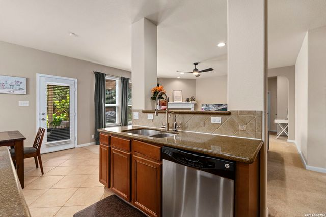 8702 JURA FRST, Helotes, TX 78023