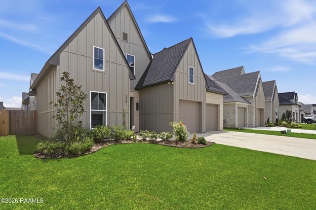 210 Amsterdam Avenue, Youngsville, LA 70592