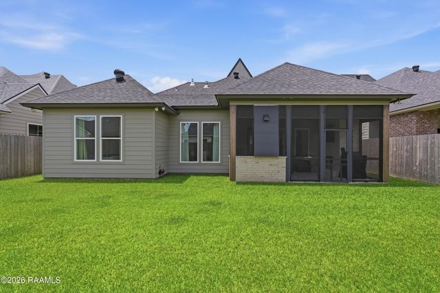 210 Amsterdam Avenue, Youngsville, LA 70592