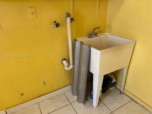 2428 NW 82nd Street 2428, Miami, FL 33147