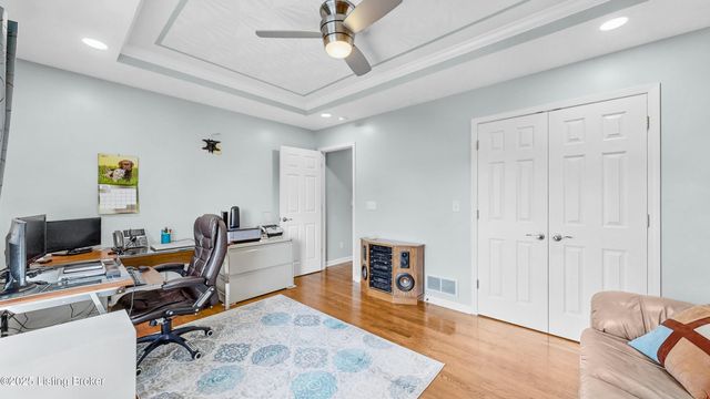 234 Cedar Place Dr, Shepherdsville, KY 40165