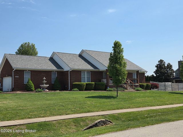 234 Cedar Place Dr, Shepherdsville, KY 40165