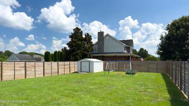 234 Cedar Place Dr, Shepherdsville, KY 40165