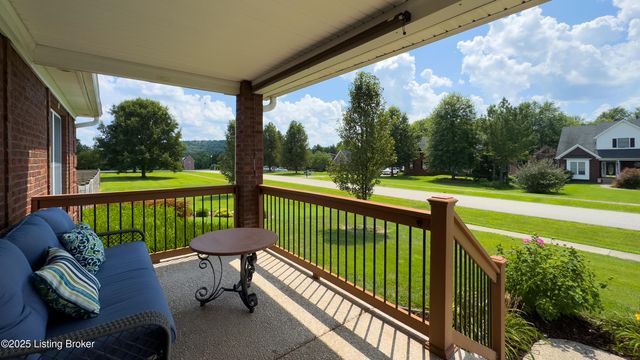 234 Cedar Place Dr, Shepherdsville, KY 40165