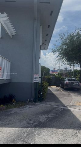 1852 SW 7th St 109, Miami, FL 33135