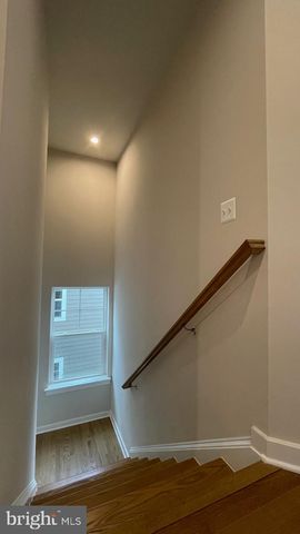 1756 AUTUMN MAPLE LEAF DR, Dumfries, VA 22026