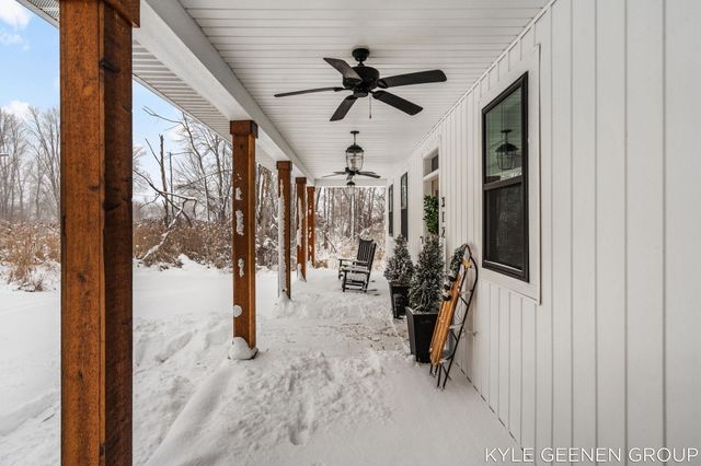 312 48th Avenue, Jamestown Twp, MI 49464