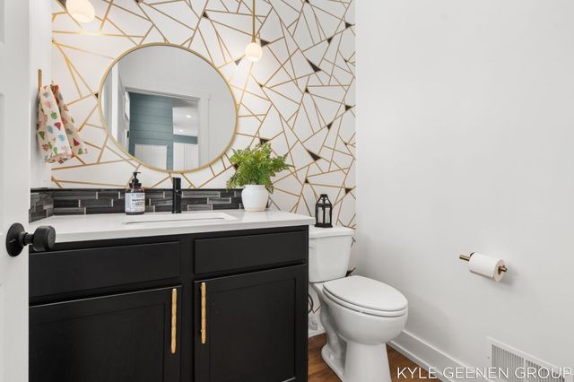 312 48th Avenue, Jamestown Twp, MI 49464