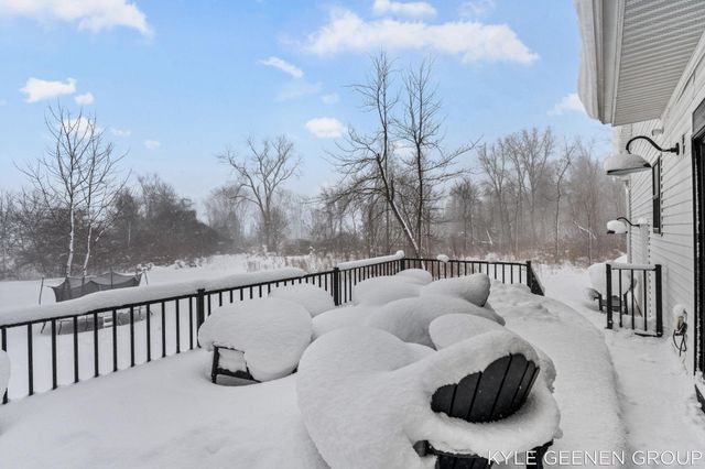 312 48th Avenue, Jamestown Twp, MI 49464