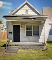 414 E Virginia Street, Evansville, IN 47711