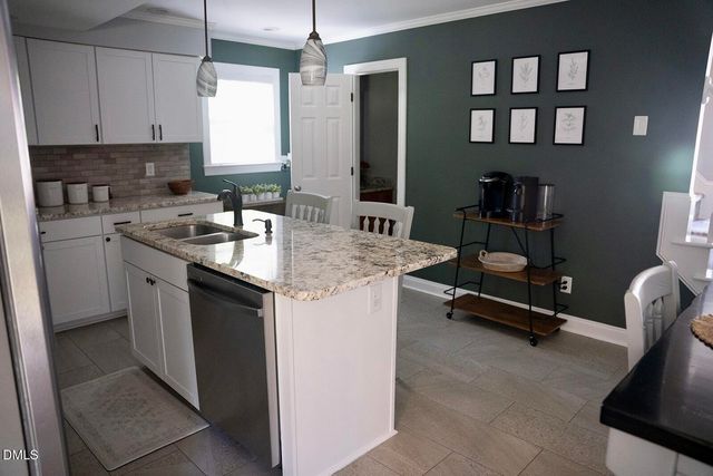 30 Vauxhall Court, Youngsville, NC 27596