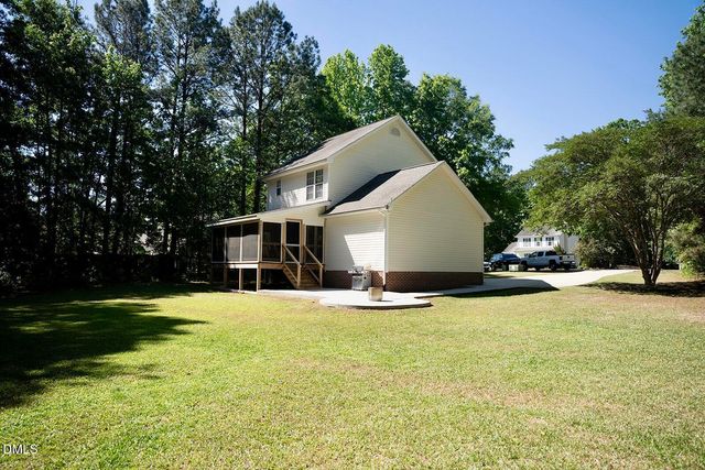 30 Vauxhall Court, Youngsville, NC 27596