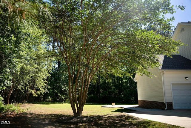 30 Vauxhall Court, Youngsville, NC 27596