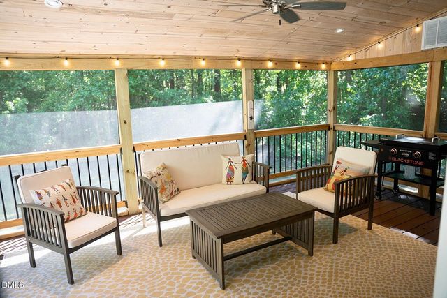 30 Vauxhall Court, Youngsville, NC 27596