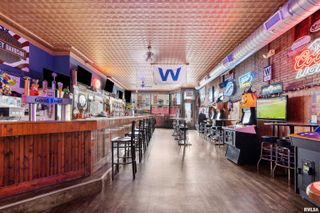 1708 STATE Street, Bettendorf, IA 52722