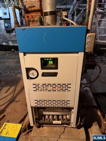 80 Montgomery Street, Paterson, NJ 07501