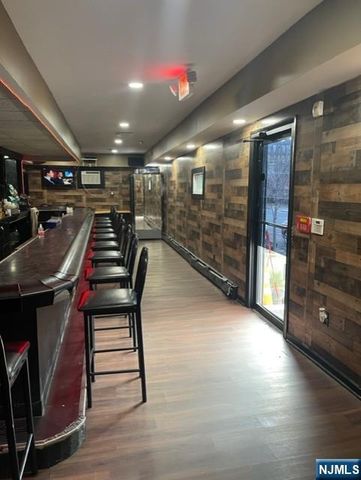 80 Montgomery Street, Paterson, NJ 07501