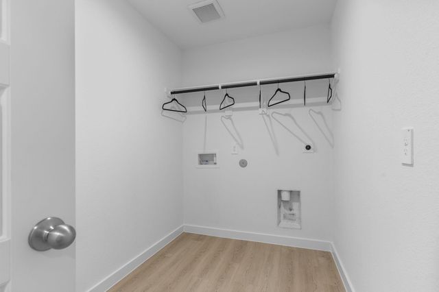 1022 River Coral, Alvin, TX 77511