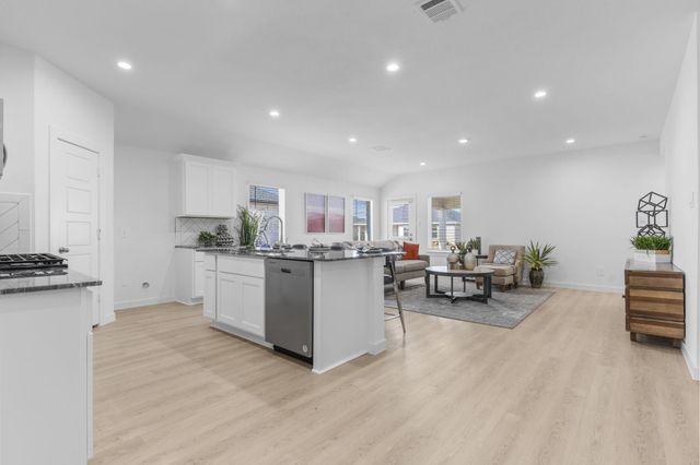 1022 River Coral, Alvin, TX 77511