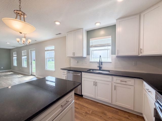317 Genoa Road, Commercial Point, OH 43116