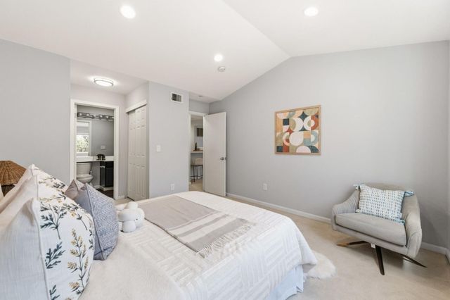 602 Arcadia Terrace 305, Sunnyvale, CA 94085