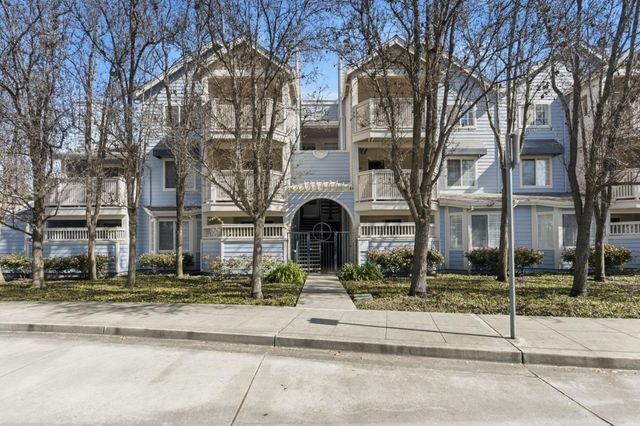 602 Arcadia Terrace 305, Sunnyvale, CA 94085