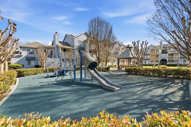 602 Arcadia Terrace 305, Sunnyvale, CA 94085