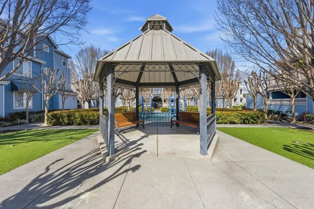 602 Arcadia Terrace 305, Sunnyvale, CA 94085