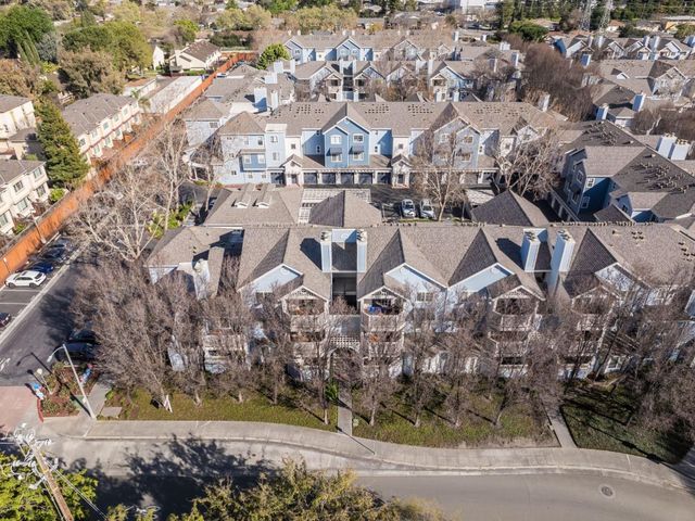 602 Arcadia Terrace 305, Sunnyvale, CA 94085