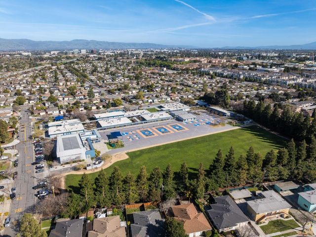 602 Arcadia Terrace 305, Sunnyvale, CA 94085