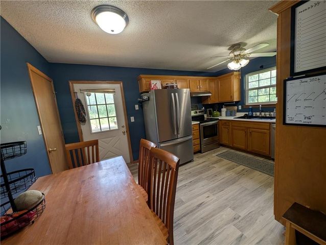 19218 Ponca Drive, Independence, MO 64056