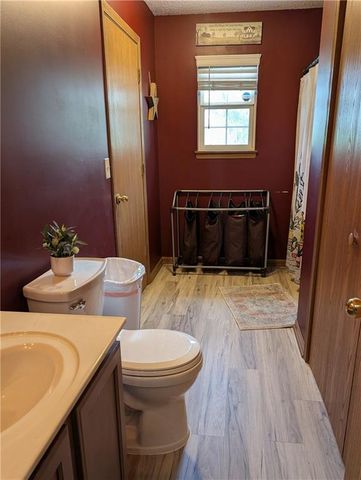 19218 Ponca Drive, Independence, MO 64056