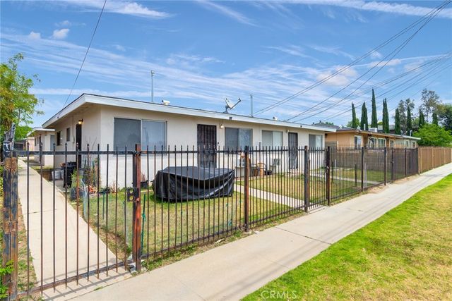 412 W Ramona, Rialto, CA 92376
