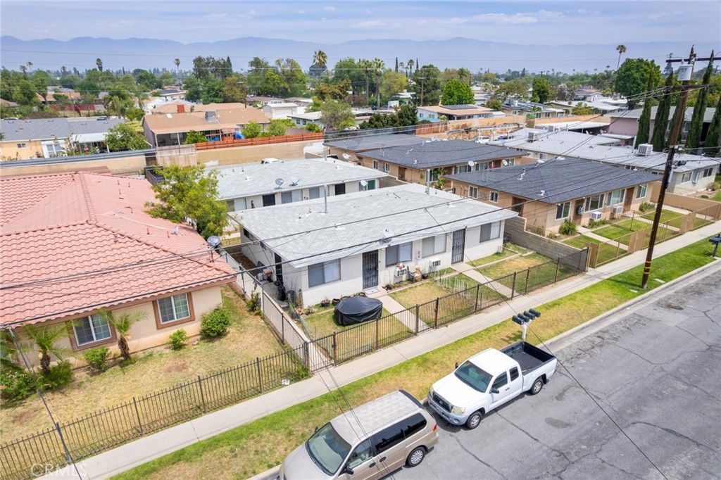 412 W Ramona, Rialto, CA 92376