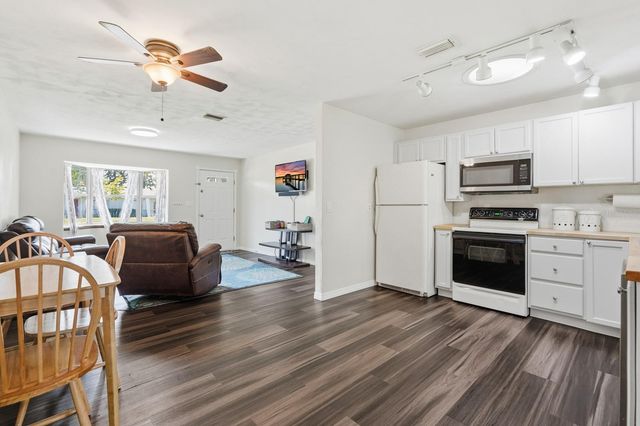 1421 N DEXTER DRIVE, Port Orange, FL 32129