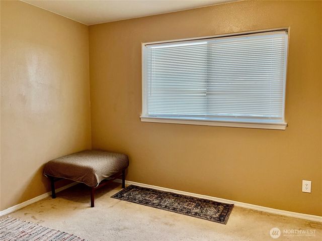 4450 Knorr Court, Blaine, WA 98230