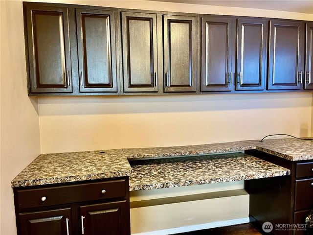 4450 Knorr Court, Blaine, WA 98230