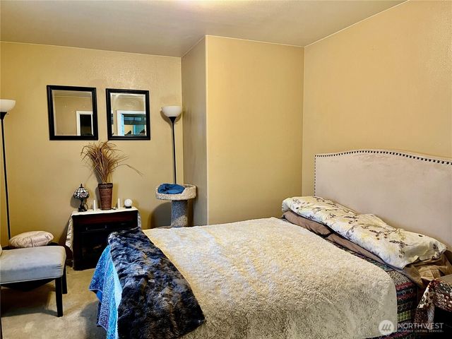 4450 Knorr Court, Blaine, WA 98230