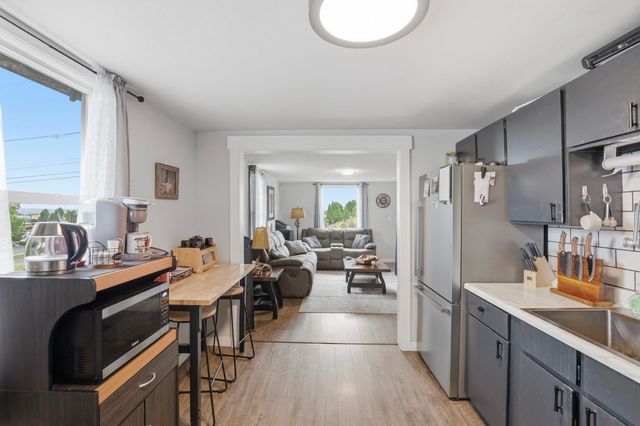 2830 N Standard St, Spokane, WA 99207