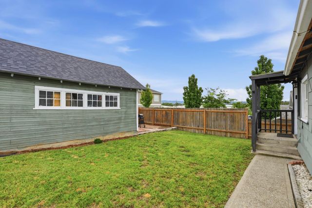 2830 N Standard St, Spokane, WA 99207