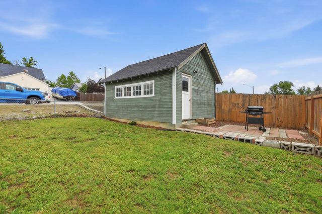 2830 N Standard St, Spokane, WA 99207